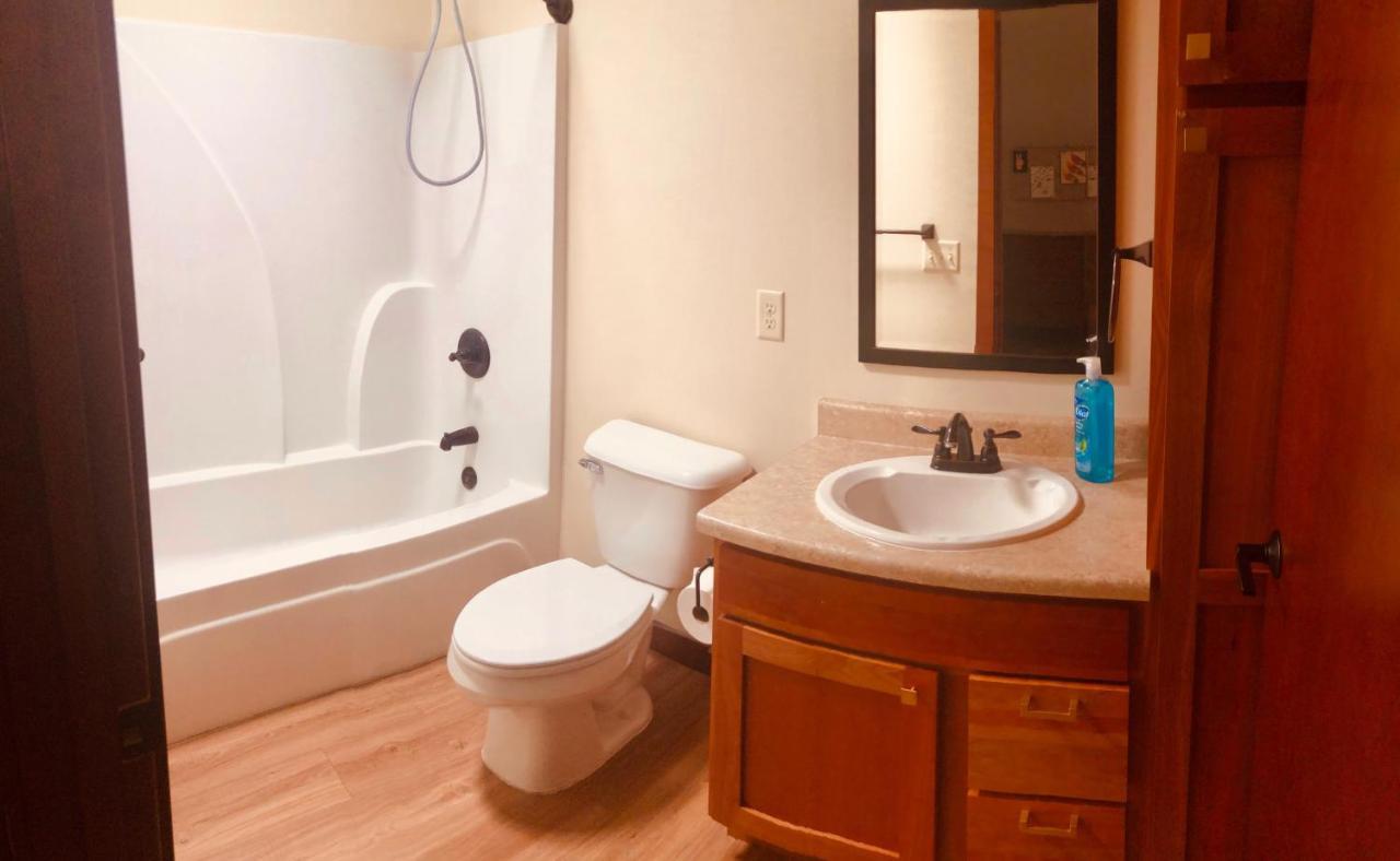 Your Downtown Rapid City Base Camp! Bagian luar foto